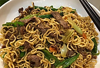 快手炒方便面的做法