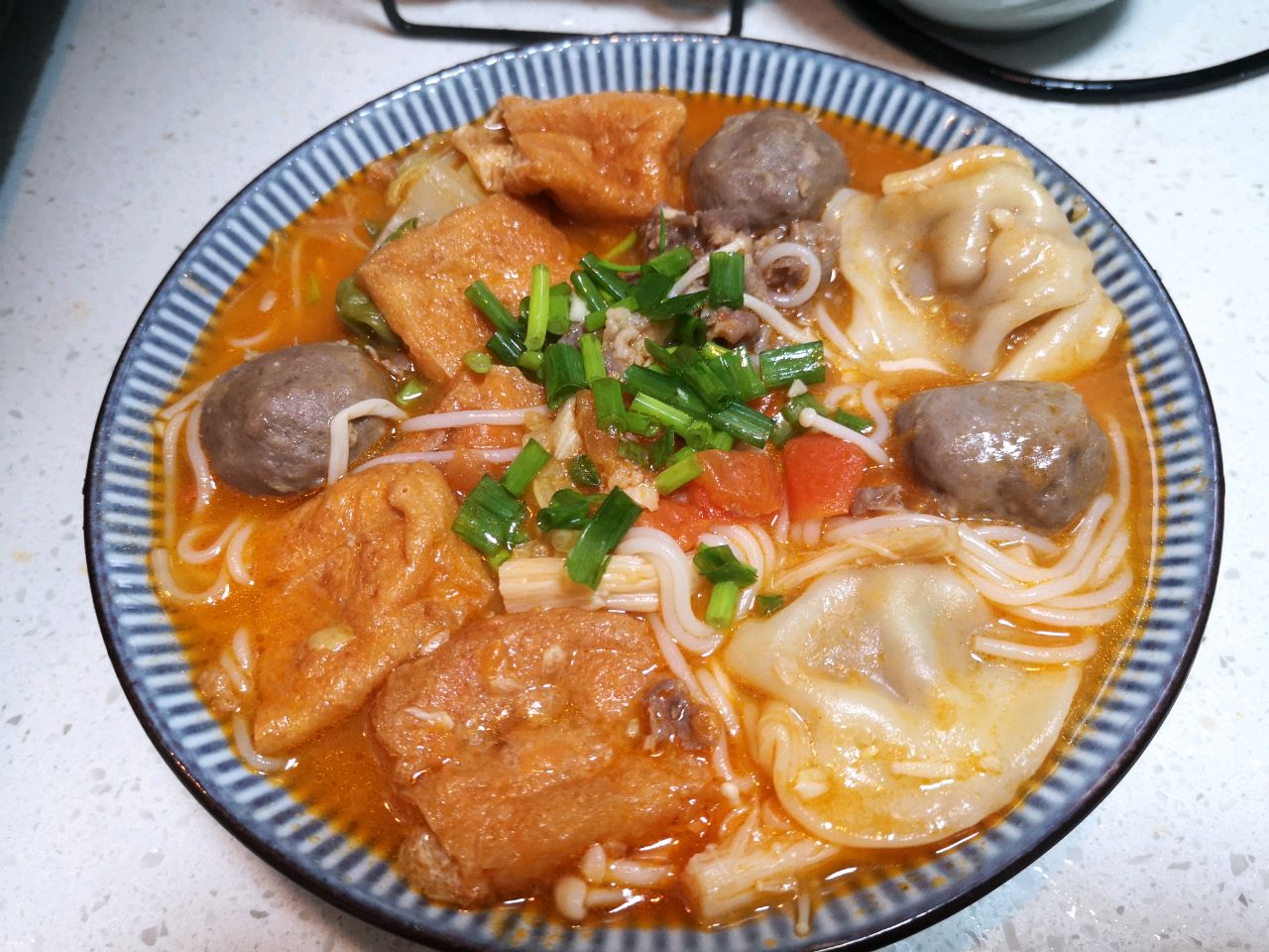 海底捞番茄汤粉怎么做 海底捞番茄汤粉的做法 豆果美食