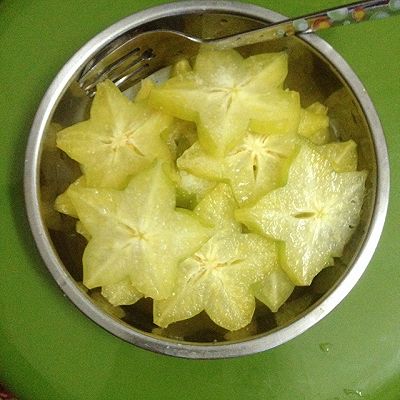 盐拌杨桃