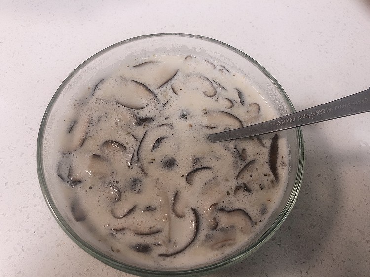 简易版奶油蘑菇汤的做法