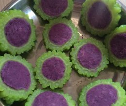 紫薯配苦瓜的做法
