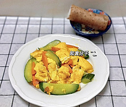 青瓜红萝卜炒鸡蛋的做法