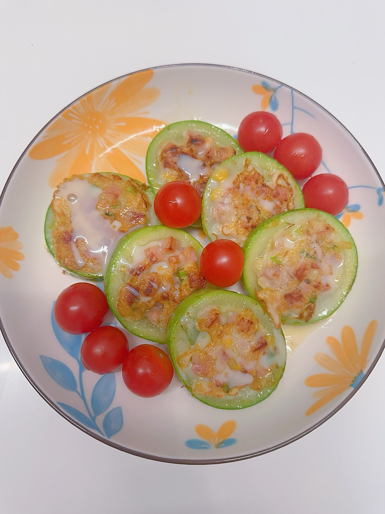 香喷喷的西葫芦肉丁饼的做法
