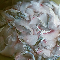 家常酸菜鱼(草鱼)的做法图解5