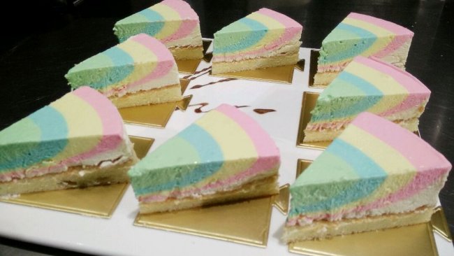 彩虹芝士蛋糕。的做法