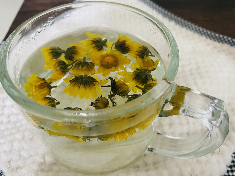 自制菊花茶的做法
