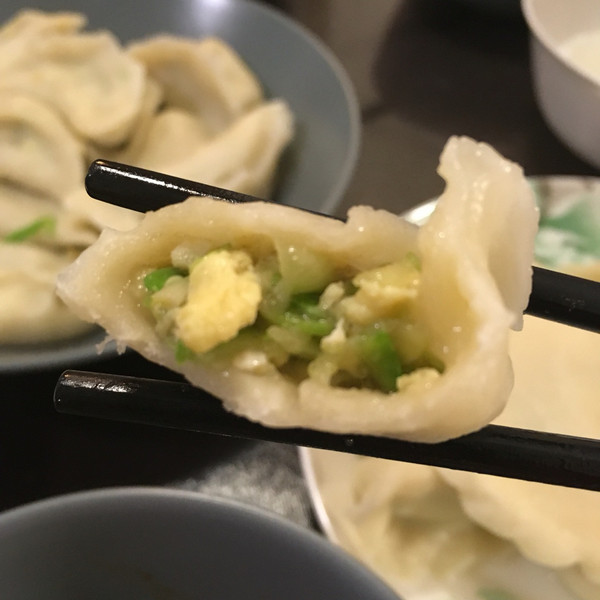 西葫芦鸡蛋水饺