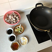 小朋友最爱的糖醋排骨的做法图解2