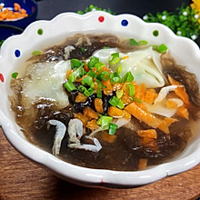 荠菜馄饨