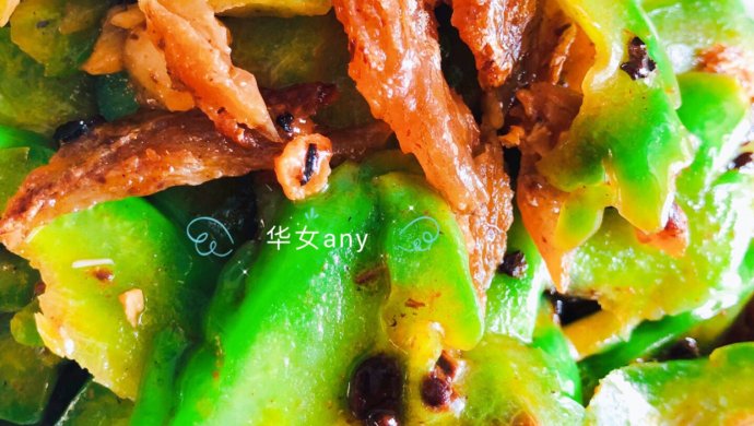 豆鼓鲮鱼炒苦瓜