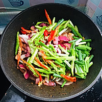 洋葱爆鱿鱼须#太太乐鲜鸡汁试用#的做法图解7