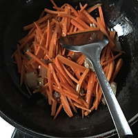 胡萝卜炒白萝卜的做法图解2