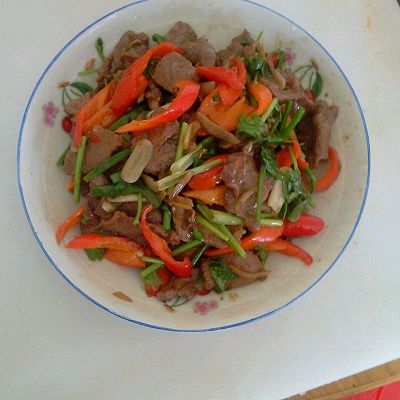 小炒牛肉