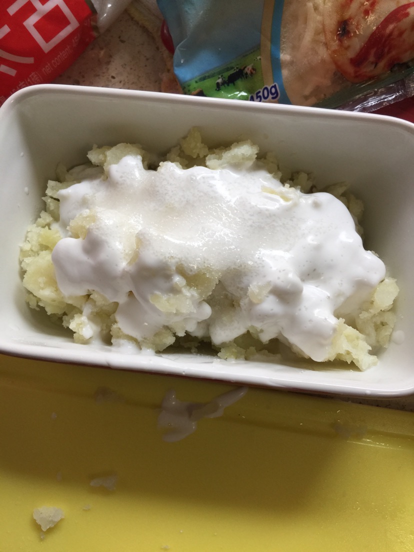 椰香焗薯泥的做法图解3