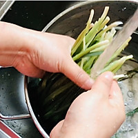 #米饭最强CP#你吃过“生拌”的韭菜吗？的做法图解2
