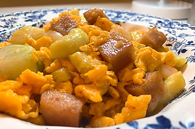 极简｜西葫芦鸡蛋午餐肉丁