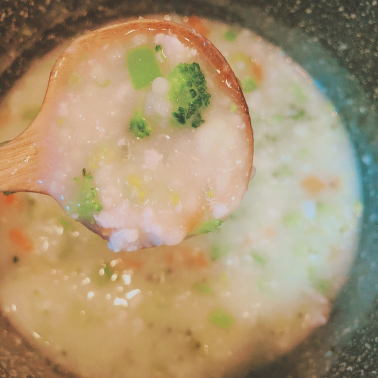 宝宝辅食—鱼肉杂蔬小米疙瘩汤的做法