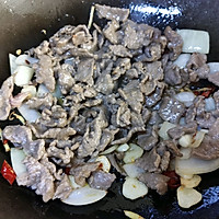 小炒牛肉，一盘能下三碗饭#百变鲜锋料理#的做法图解12