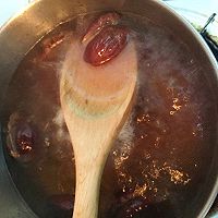 冰糖雪梨煲的做法图解5