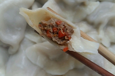 洋葱胡萝卜牛肉饺子