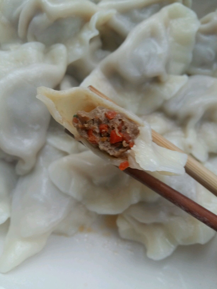 洋葱胡萝卜牛肉饺子的做法