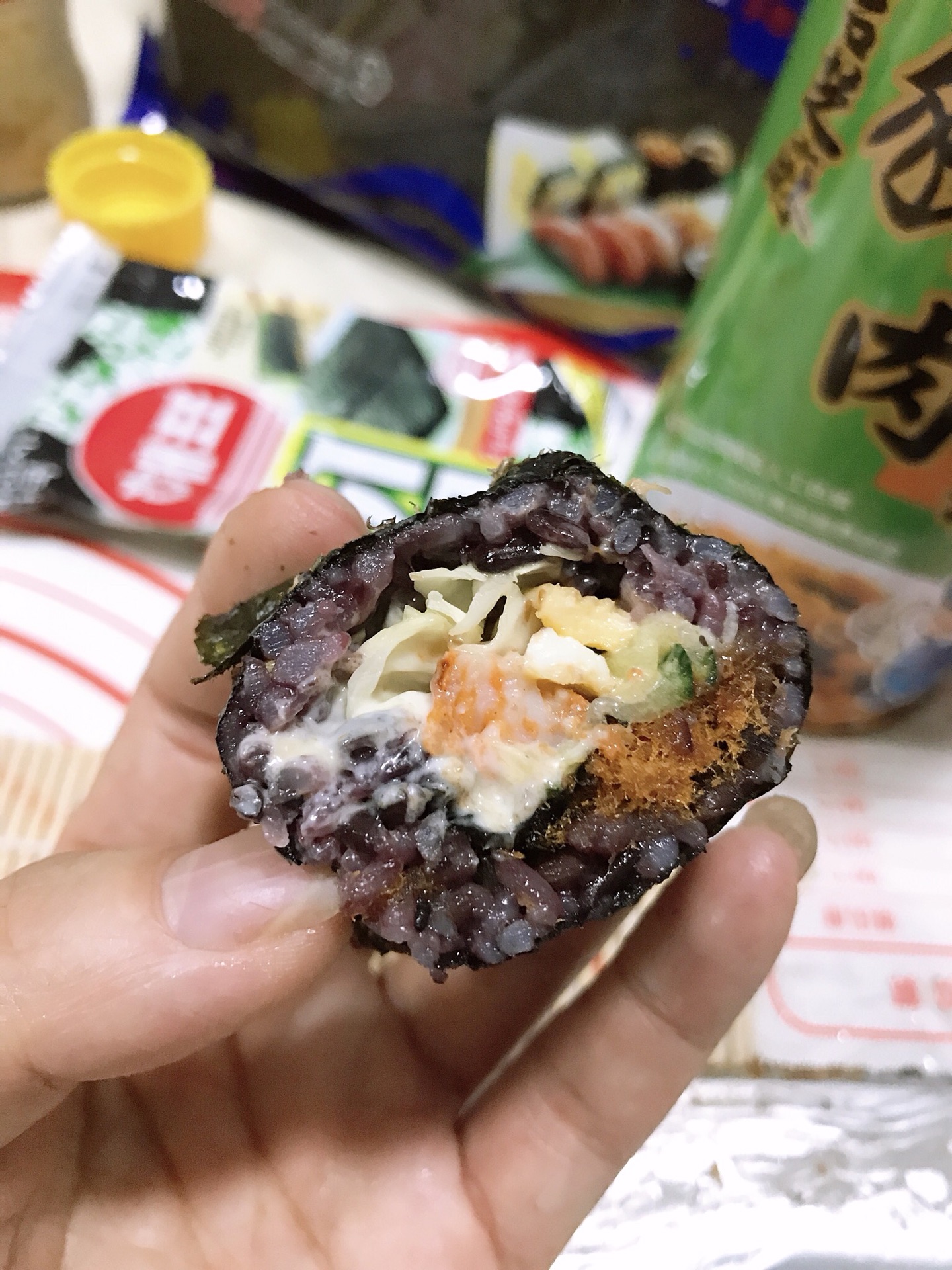 日本紫菜饭团图片