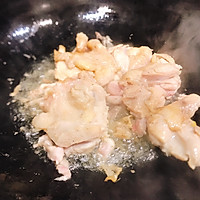 宅家享受餐厅里美味01｜法式奶油蘑菇炖鸡的做法图解7