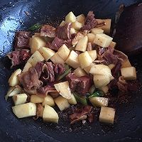 土豆牛肉的做法图解7