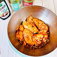 #百变鲜锋料理#鲍汁蚝油美味烤鸡翅的做法图解9
