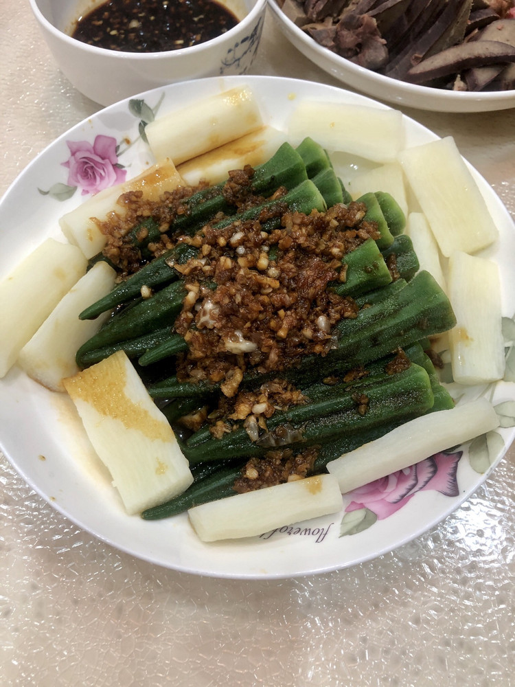 秋葵山药的做法