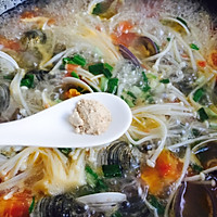 #肉食者联盟#番茄菌菇蛤蜊汤的做法图解14