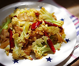 干锅五花肉菜花的做法