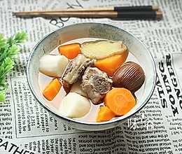 红萝卜排骨汤的做法