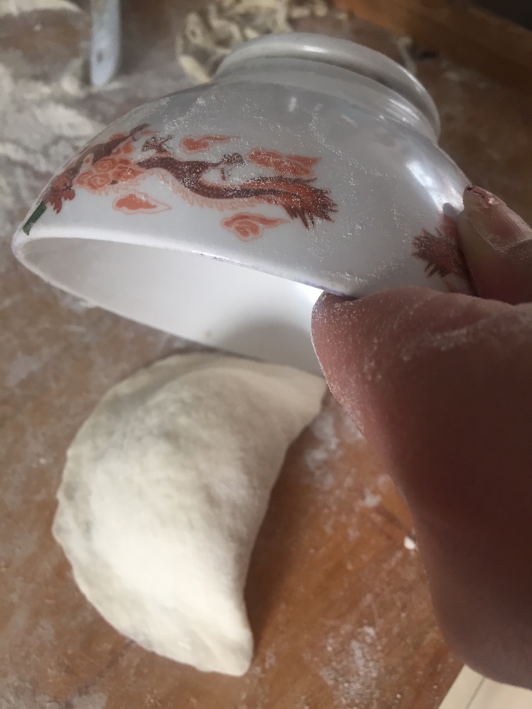 素三鲜韭菜盒子的做法图解6