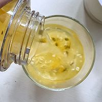 让夏季充满活力的百香果柠檬气泡水的做法图解7