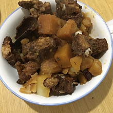 电饭煲版土豆焖排骨