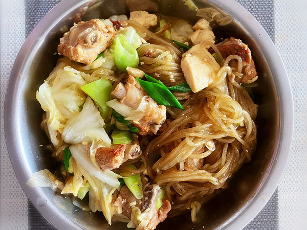 排骨白菜炖粉条-乱炖一锅鲜