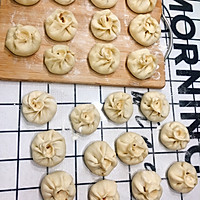 特色猪肉大葱包子的做法图解8