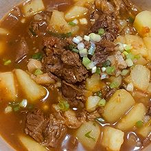 番茄土豆炖牛腩