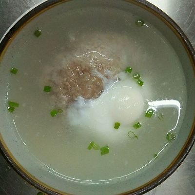 鸡蛋肉饼汤