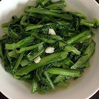 清炒芥兰的做法图解2