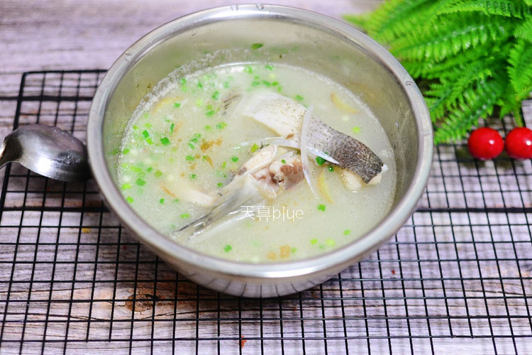 美味鱼头汤的做法