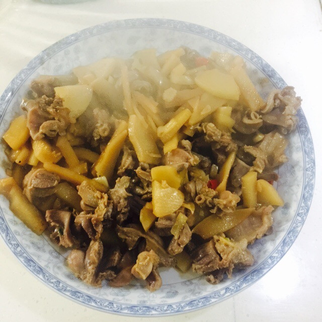 酸笋鸡胗的做法