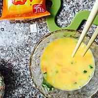 火腿煎蛋的做法图解3