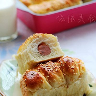 脆皮肠小面包