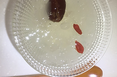 雪燕银耳糖水