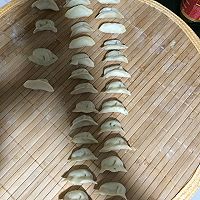 宝宝主食菠菜鸡蛋水饺的做法图解6