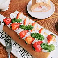 #换着花样吃早餐#春天的颜色，草莓蛋糕卷的做法图解24