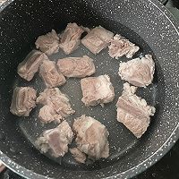青橄榄鲍鱼排骨汤的做法图解2