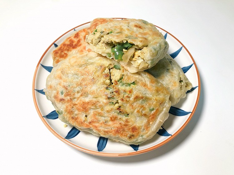 青椒鸡蛋酥饼的做法